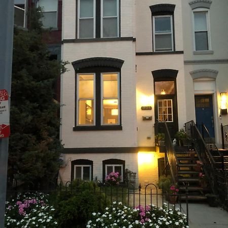 Stylish Renovated Flat, Central, Walk To Dc Sights Вашингтон Экстерьер фото