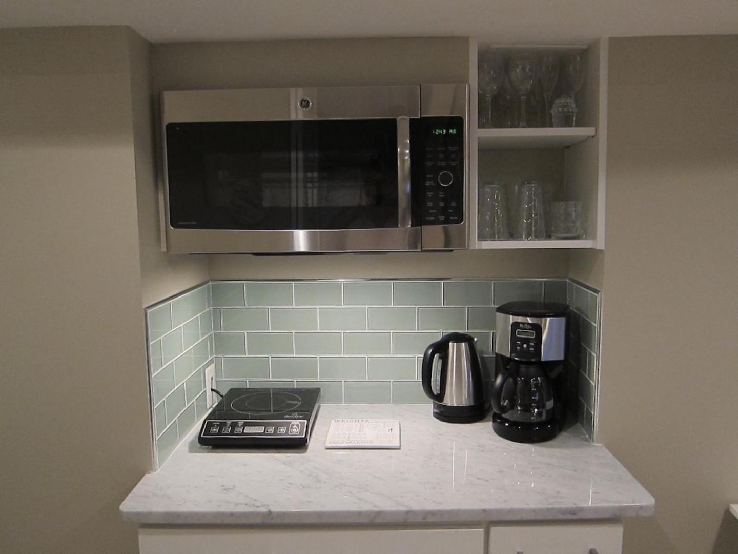 Stylish Renovated Flat, Central, Walk To Dc Sights Вашингтон Экстерьер фото