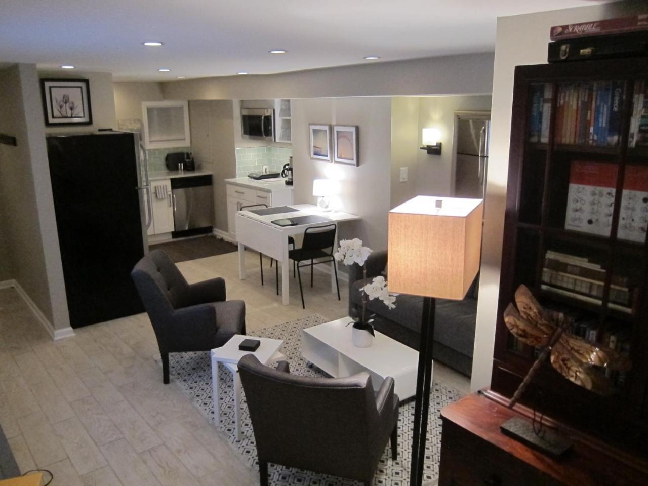 Stylish Renovated Flat, Central, Walk To Dc Sights Вашингтон Экстерьер фото