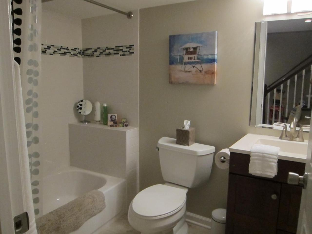 Stylish Renovated Flat, Central, Walk To Dc Sights Вашингтон Экстерьер фото